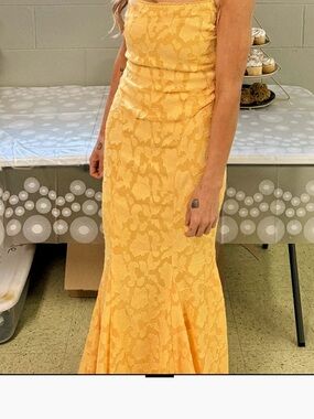 House of CB Strapless Yellow Lace Mermaid Gown